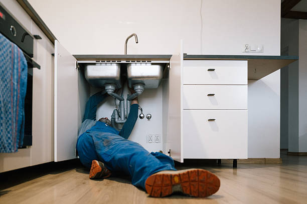 Professional Leak Detection technician working in Saint George, SC